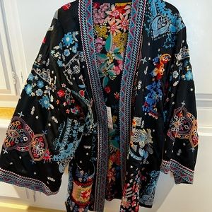 Johnny Was NWT JACKET. Kimono reversible embroidered & silk